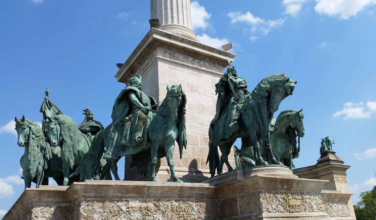 Heroes Square Magyar chieftains